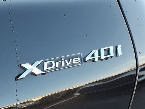 Used 2024 BMW X6 xDrive40i w/ Premium Package image 31