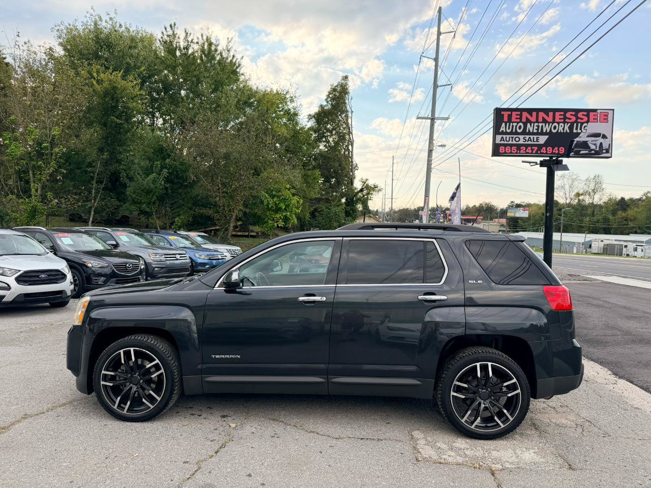 Used 2014 GMC Terrain SLE w/ Chrome Package FWD image 8
