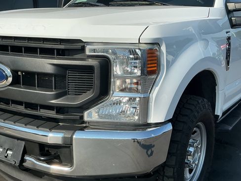 Used 2022 Ford F250 XL w/ Power Equipment Group AWD/4WD image 30