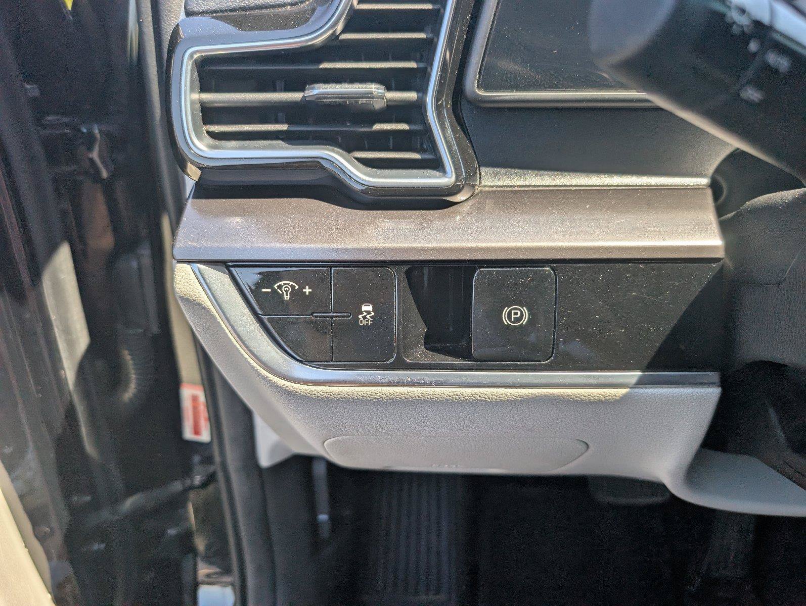 Used 2023 Kia Sportage EX FWD image 31
