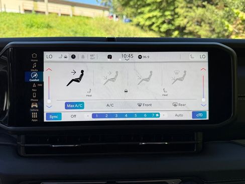 New 2025 Jeep Wrangler Unlimited Sahara image 25