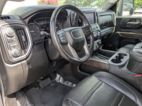 Used 2022 GMC Sierra 2500 Denali w/ Denali Ultimate Package image 11
