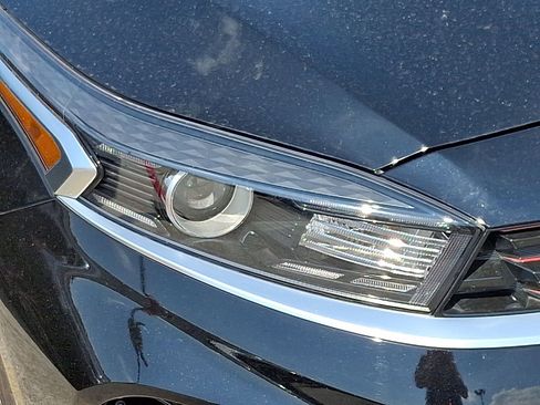 Used 2024 Kia Forte GT-Line FWD image 12