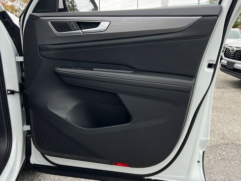 New 2026 Volkswagen Atlas Cross Sport SE AWD/4WD image 9