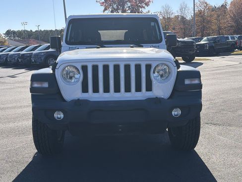 Used 2022 Jeep Wrangler Unlimited Sport image 26