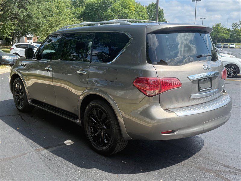 Used 2016 INFINITI QX80 4WD w/ Driver's Assistance Package image 7