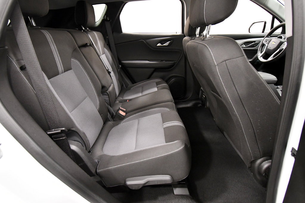 Used 2025 Chevrolet Blazer LT AWD/4WD image 17
