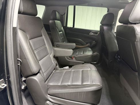 Used 2019 GMC Yukon XL Denali w/ Denali Ultimate Package AWD/4WD image 40