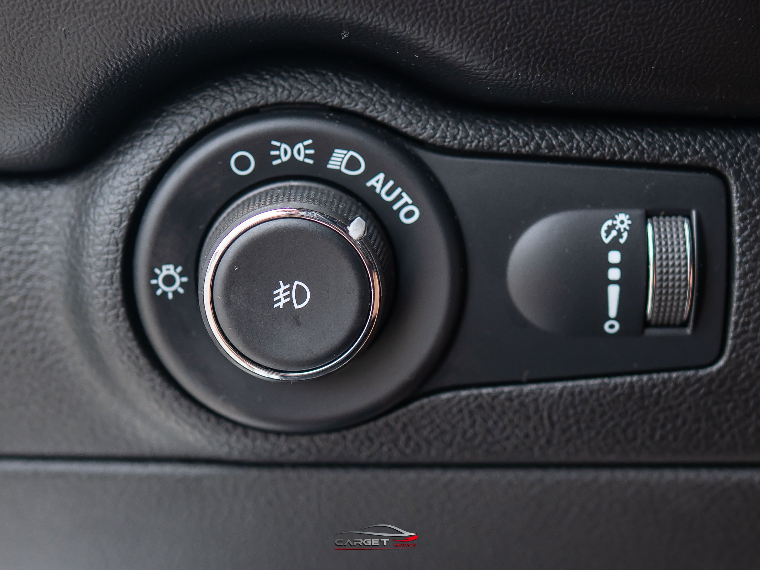 Used 2022 Dodge Durango R/T AWD/4WD image 32