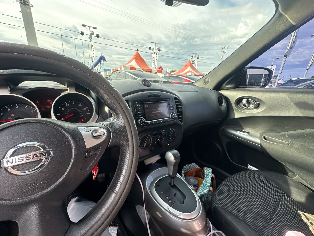 Used 2015 Nissan Juke S FWD image 7