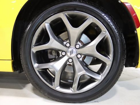 Used 2017 Dodge Charger R/T w/ Beats Audio Group image 70