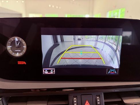 Certified 2022 Lexus ES 350 w/ Premium Package FWD image 23