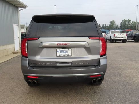Used 2021 GMC Yukon Denali w/ Denali Premium Package AWD/4WD image 11
