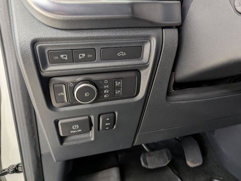 Used 2021 Ford F150 Platinum w/ Equipment Group 701A High image 15