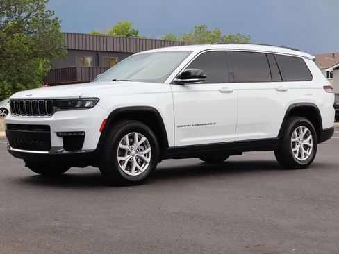Used 2021 Jeep Grand Cherokee L Limited AWD/4WD image 11