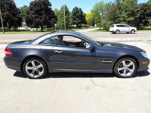Used 2009 Mercedes-Benz SL 550 image 11
