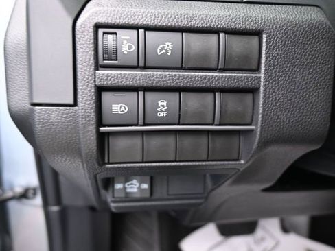 Used 2025 Toyota Tacoma SR image 19