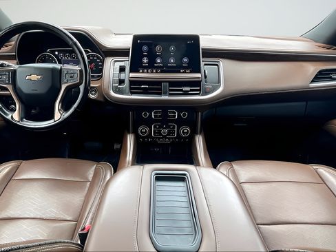 Used 2021 Chevrolet Tahoe High Country w/ Premium Package RWD image 7