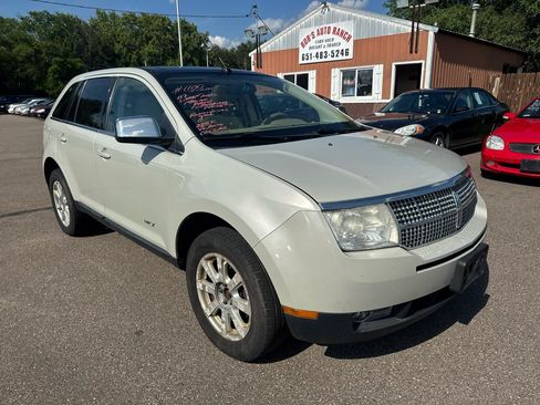 Used 2007 Lincoln MKX AWD image 3
