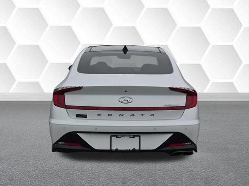 Used 2020 Hyundai Sonata Limited FWD image 4