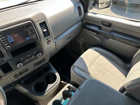 Used 2021 Nissan NV 3500 SV image 20