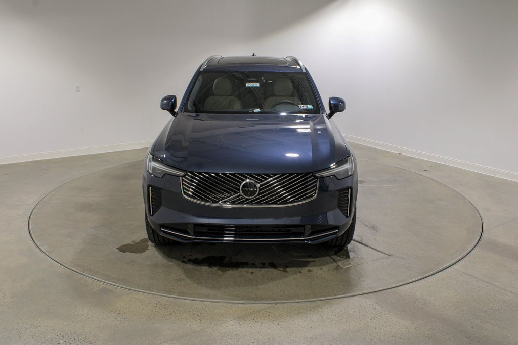 Used 2026 Volvo XC90 B6 Plus w/ Protection Package Premier AWD/4WD image 2