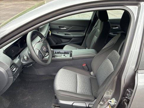 New 2026 Nissan Sentra SV w/ SV Convenience Package FWD image 14