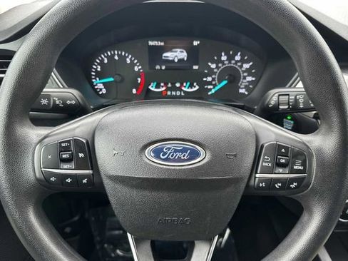 Used 2022 Ford Escape SE image 21