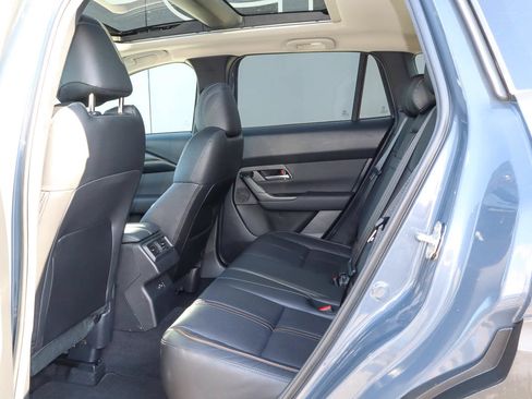 Used 2025 MAZDA CX-50 AWD 2.5 S w/ Premium Plus Pkg image 8