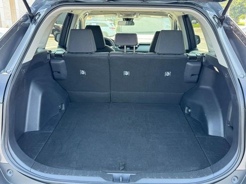 Certified 2025 Toyota RAV4 LE AWD/4WD image 6