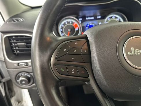 Used 2021 Jeep Cherokee Trailhawk w/ Sun, Sound & Nav Group image 15