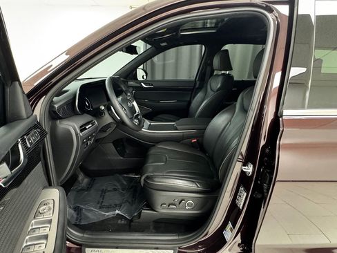Used 2023 Hyundai Palisade Calligraphy image 10