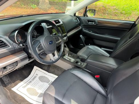 Used 2015 Subaru Legacy 3.6R Limited AWD/4WD image 4