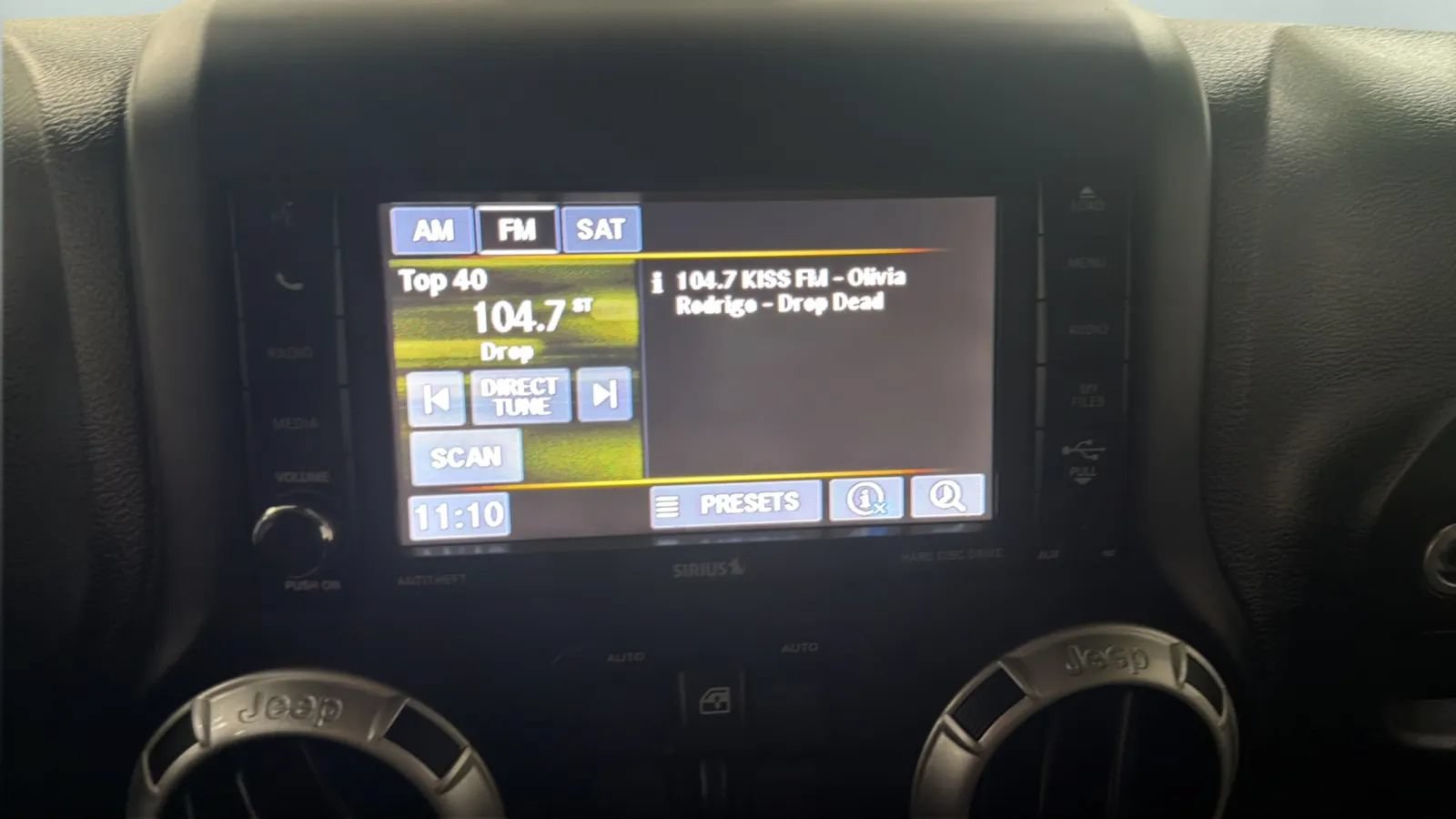 Used 2015 Jeep Wrangler Unlimited Sport AWD/4WD image 13