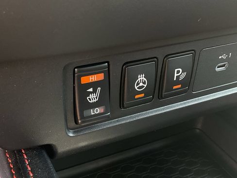 Used 2023 Nissan Frontier PRO-4X w/ Pro Convenience Package AWD/4WD image 29