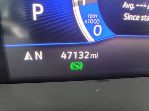 Used 2022 Volkswagen Tiguan SE w/ Panoramic Sunroof Package FWD image 33