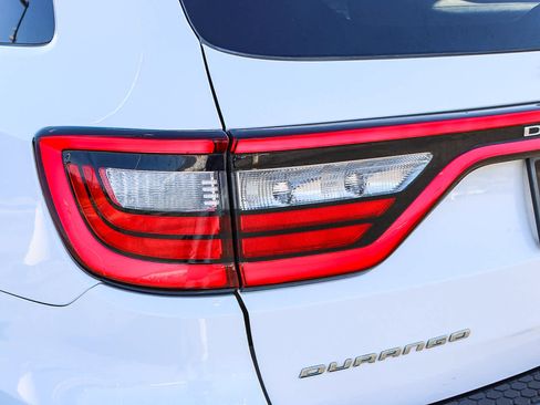 Used 2023 Dodge Durango SXT image 7