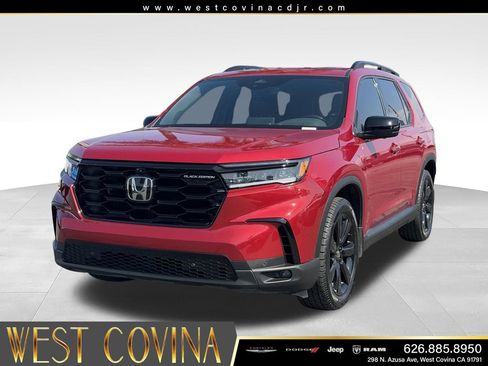 Used 2025 Honda Pilot Black Edition image 4