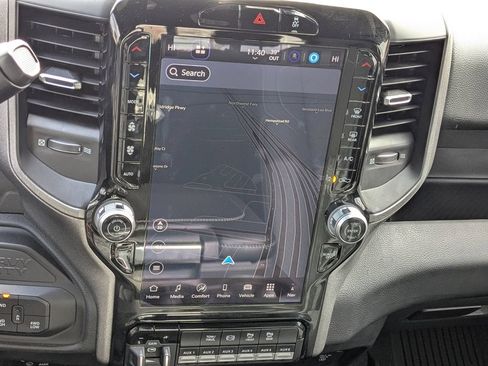 New 2025 RAM 2500 Tradesman AWD/4WD image 24
