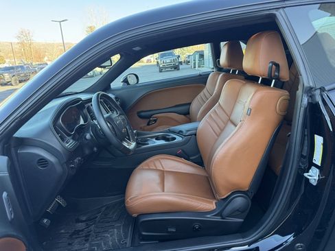 Used 2021 Dodge Challenger SRT Hellcat Redeye image 15