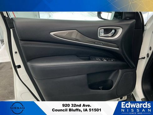 Used 2017 INFINITI QX60 Luxe w/ Premium Plus Package AWD/4WD image 22