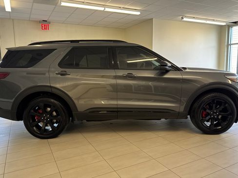Certified 2023 Ford Explorer ST w/ Equipment Group 401A AWD/4WD image 3