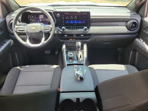 Used 2026 Chevrolet Colorado W/T w/ Advanced Trailering Package AWD/4WD image 27