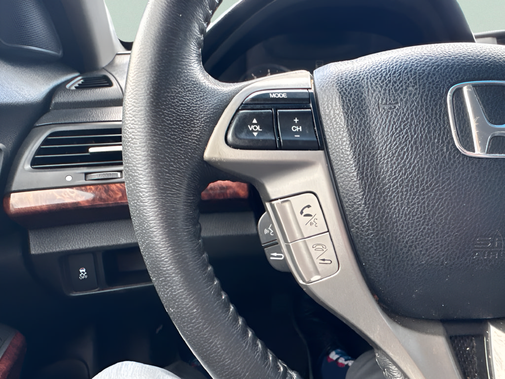 Used 2012 Honda Crosstour EX-L image 36