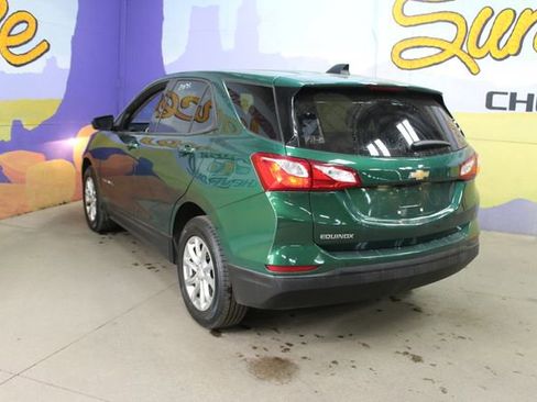 Used 2019 Chevrolet Equinox LS w/ LS Convenience Package FWD image 6