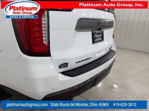 Used 2022 GMC Yukon XL AT4 image 46