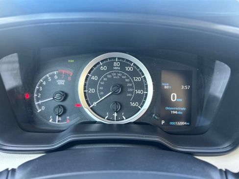 Used 2021 Toyota Corolla LE w/ LE Convenience Package FWD image 17