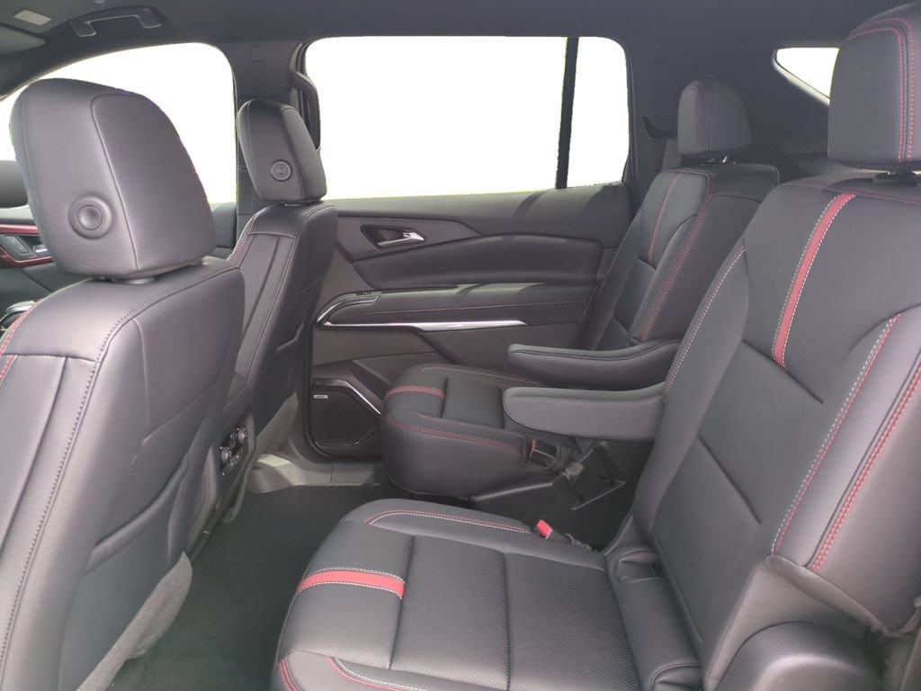 New 2026 Chevrolet Traverse RS FWD image 14