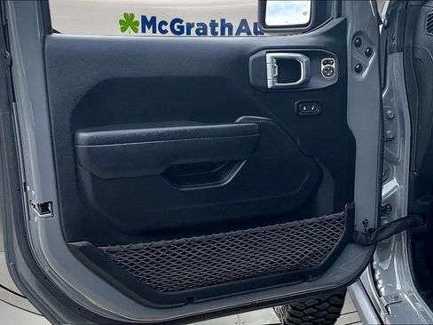 Used 2023 Jeep Wrangler Unlimited w/ Cold Weather Group AWD/4WD image 23