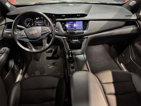 Used 2022 Cadillac XT5 Premium Luxury image 14